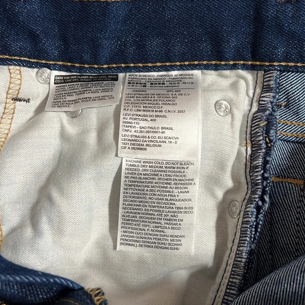 Levi's Men's Dark Blue Straight Jeans. 517. Size 32x32. NWOT.